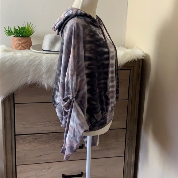 nwt // young fabulous & broke raissa tie dye sweater - Picture 3 of 10
